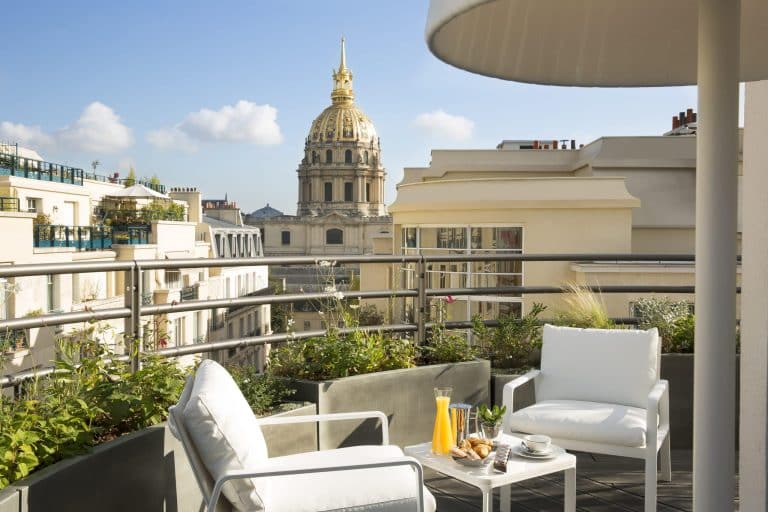 Le Cinq Codet : un hôtel au design mirobolant à Paris