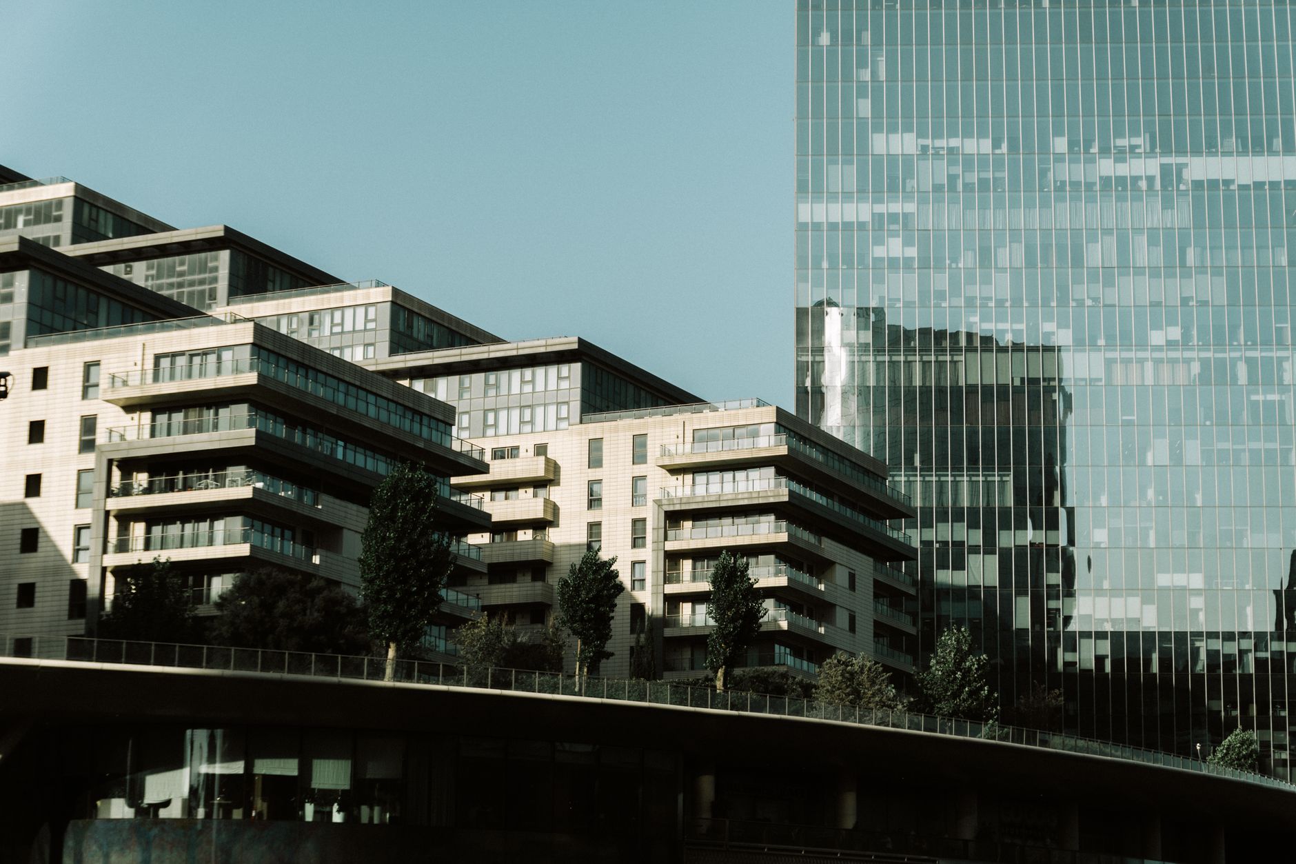 Comment l’architecture influence-t-elle la convivialité urbaine ?