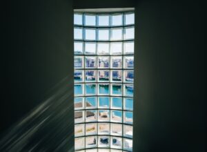 Comment l&rsquo;architecture et la poétique se rencontrent-elles dans l&rsquo;espace ?